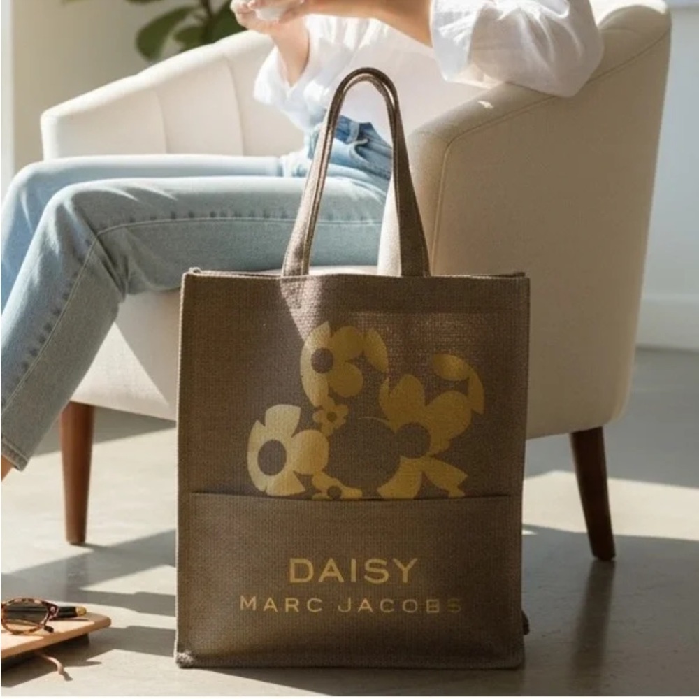 Marc Jacobs Daisy Burlap Tote - Brown and Gold